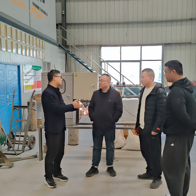 鞏義市開(kāi)發(fā)區(qū)規(guī)劃局李局長(zhǎng)蒞臨我廠(chǎng)指導(dǎo) 共繪高質(zhì)量發(fā)展新藍(lán)圖